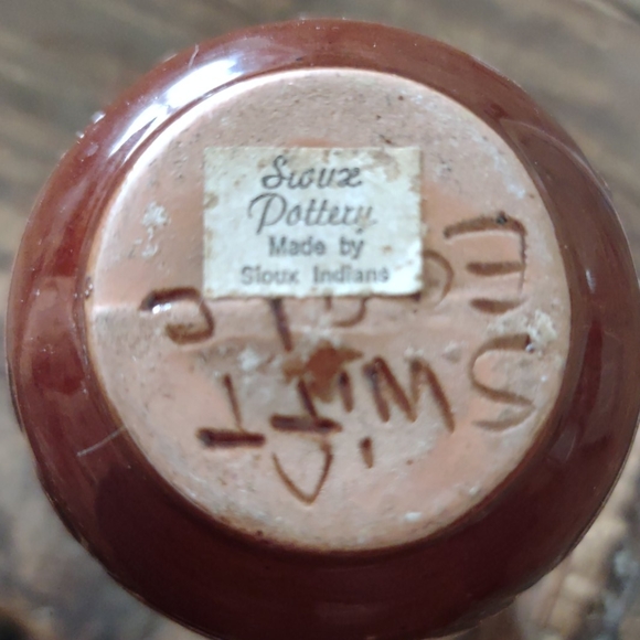 Handmade Indian Pottery Vase - Picture 3 of 6